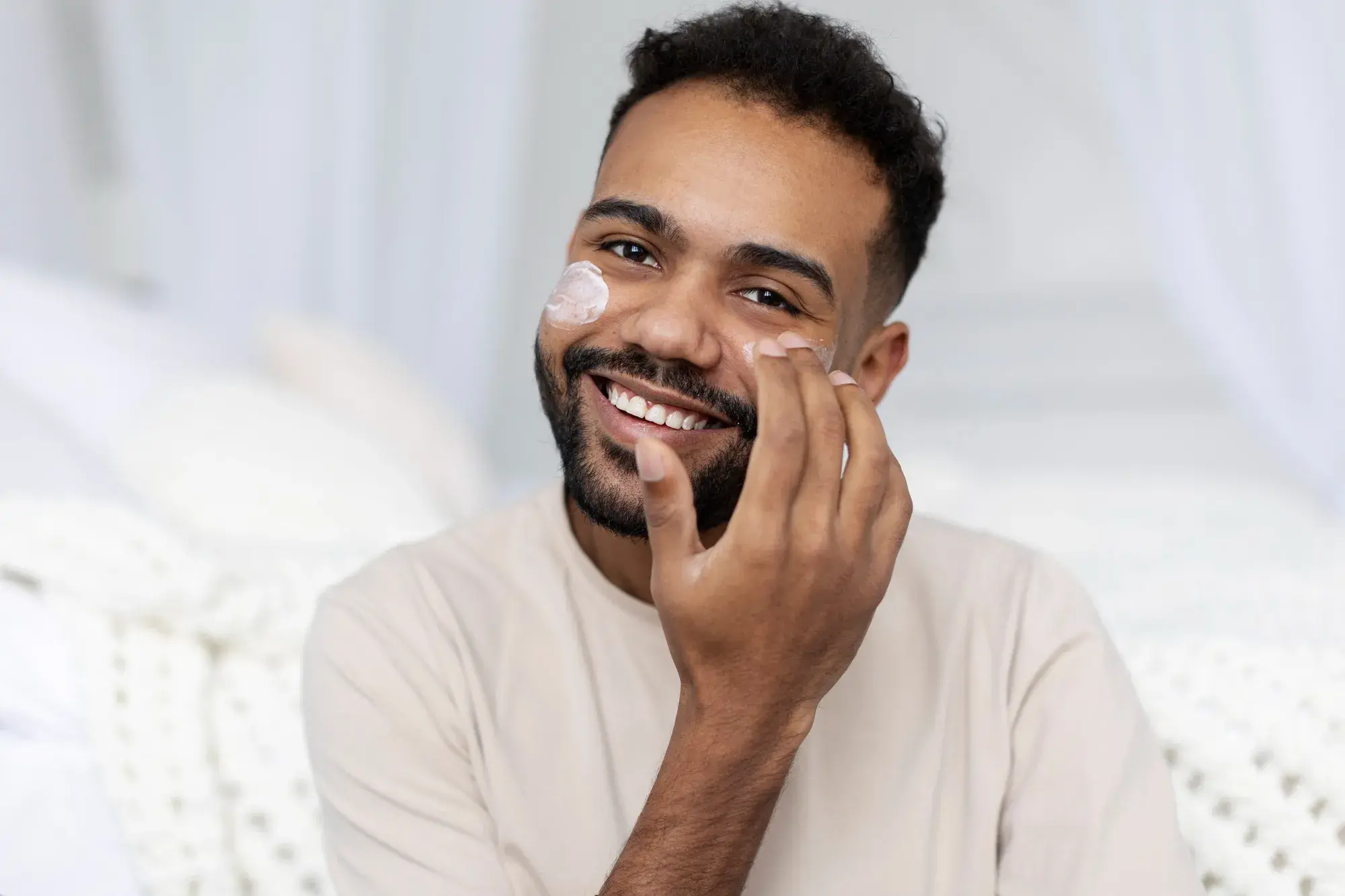 What's the Difference Between Women's and Men's Skin Care? Beauty Products for Men's Skin